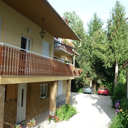 Hotel Attila Apartmanház Hévíz Exterior foto