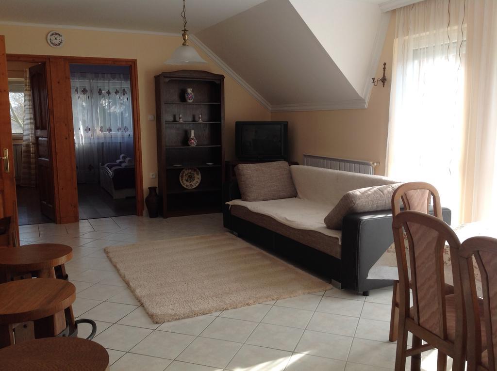 Hotel Attila Apartmanház Hévíz Habitación foto