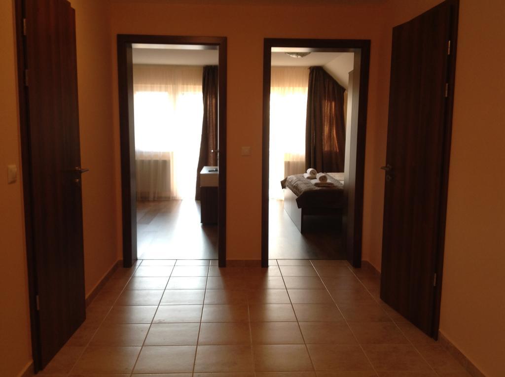 Hotel Attila Apartmanház Hévíz Habitación foto