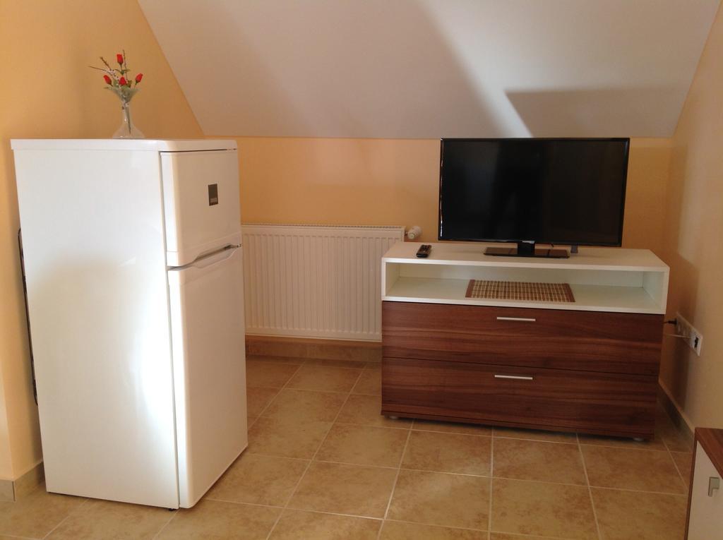 Hotel Attila Apartmanház Hévíz Habitación foto